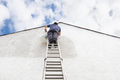 Peinture extérieure en Mayenne — façades et ravalement